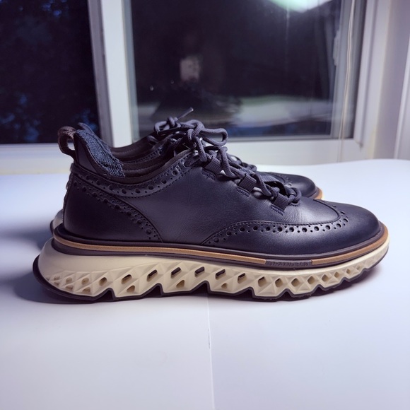 COLE HAAN MENS 5 ZEROGRAND  WINGTIP OXFORD SIZE 8 MEDIUM NAVY BLUE - Picture 1 of 16